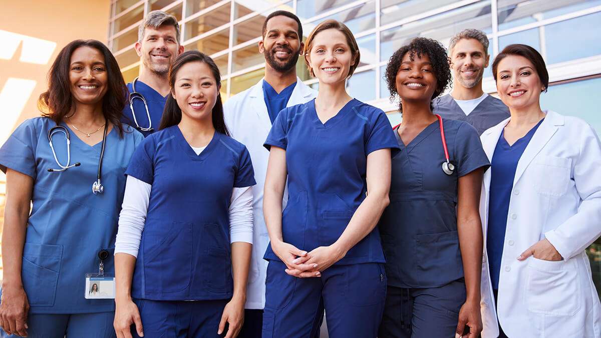 nurse practitioner students posing for group photo