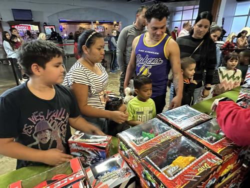 ToyGiveaway 2023-38